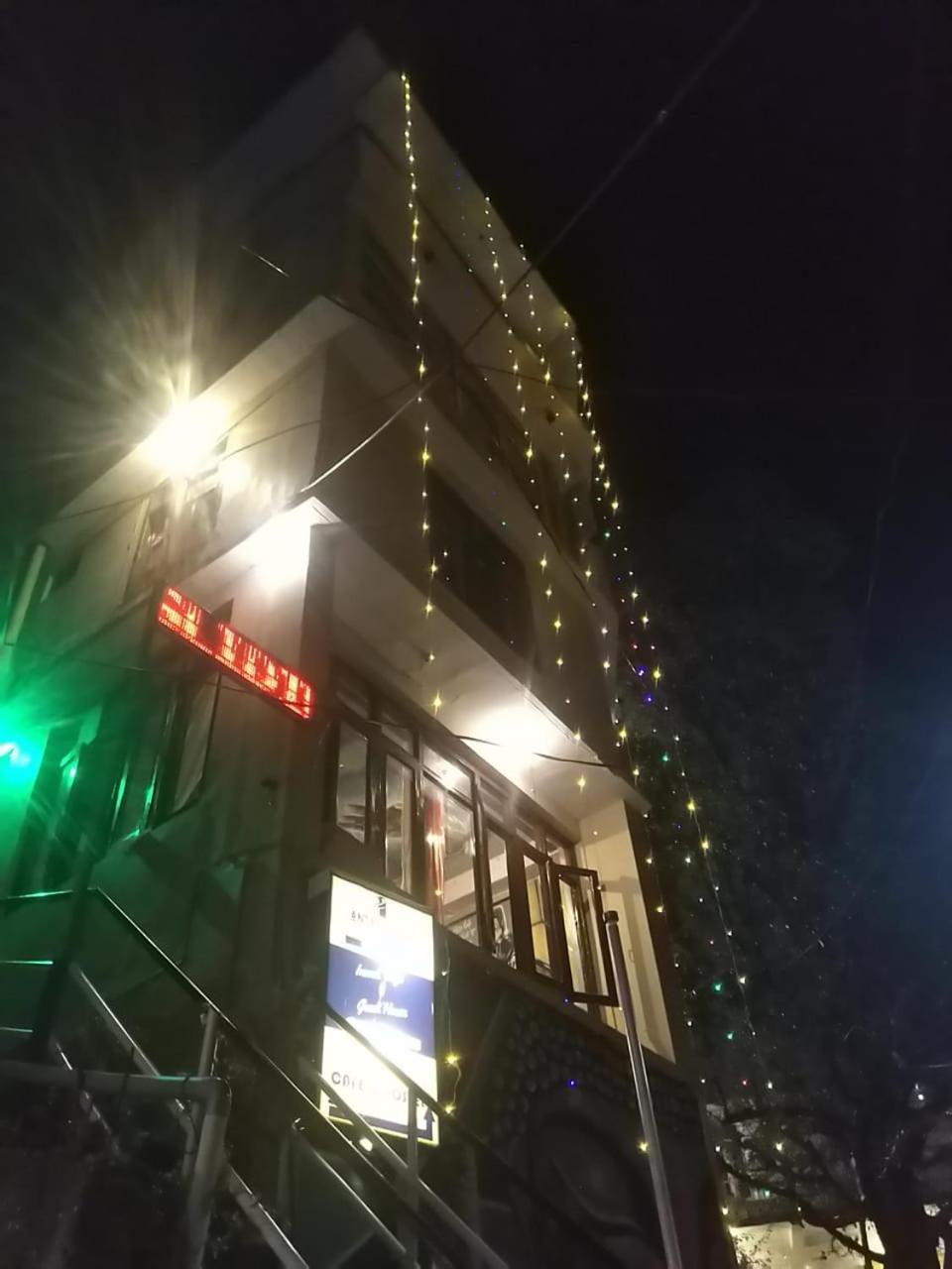 Hotel Antarctica &Pine N Dine Blues Cafe 马拉里 外观 照片